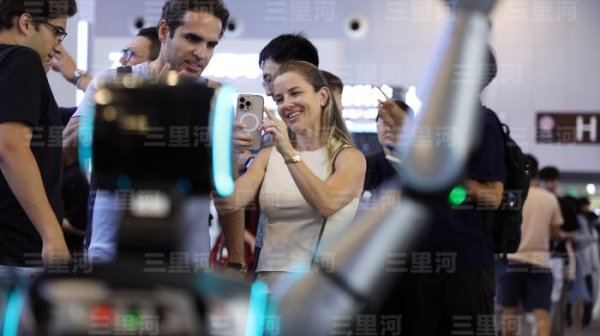 尚竞配资 全球竞相打卡 中国好感度持续攀升